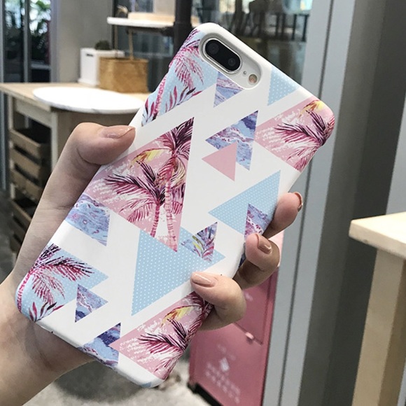 Accessories - NEW iPhone 7/8/7+/8+ Retro Palm Ocean Hard Case